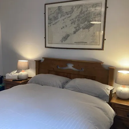 Pensionat Ashes Seafood Restaurant